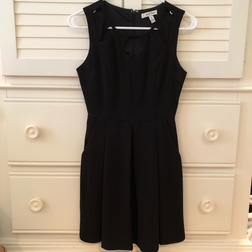 Juniors Black Dress